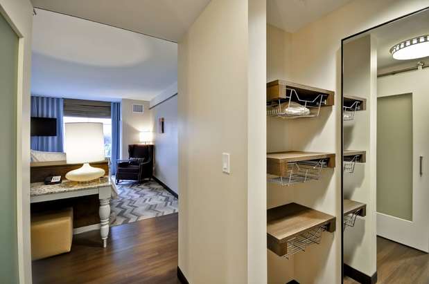 Images Hilton Garden Inn Detroit Troy