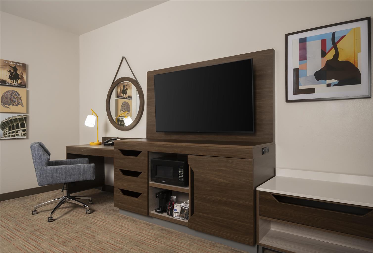 Hampton Inn & Suites Mansfield Image