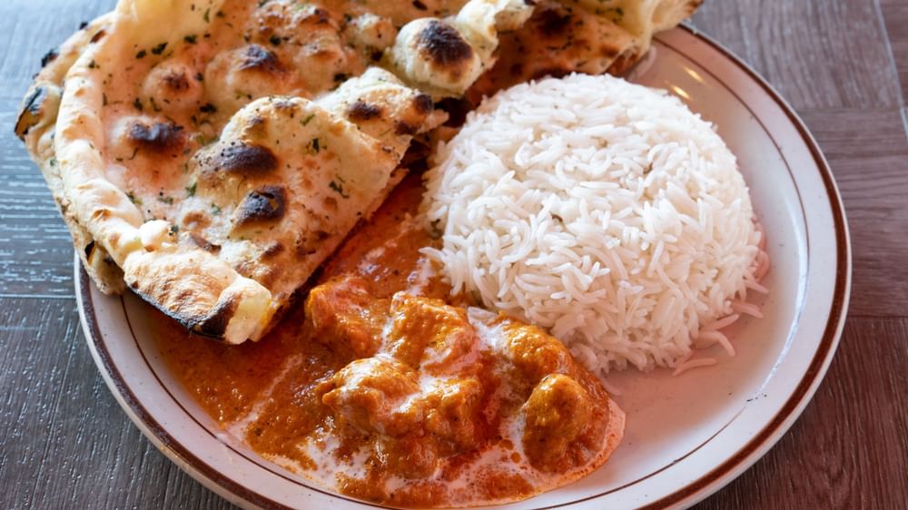 Chicken Masala, Rice & Naan