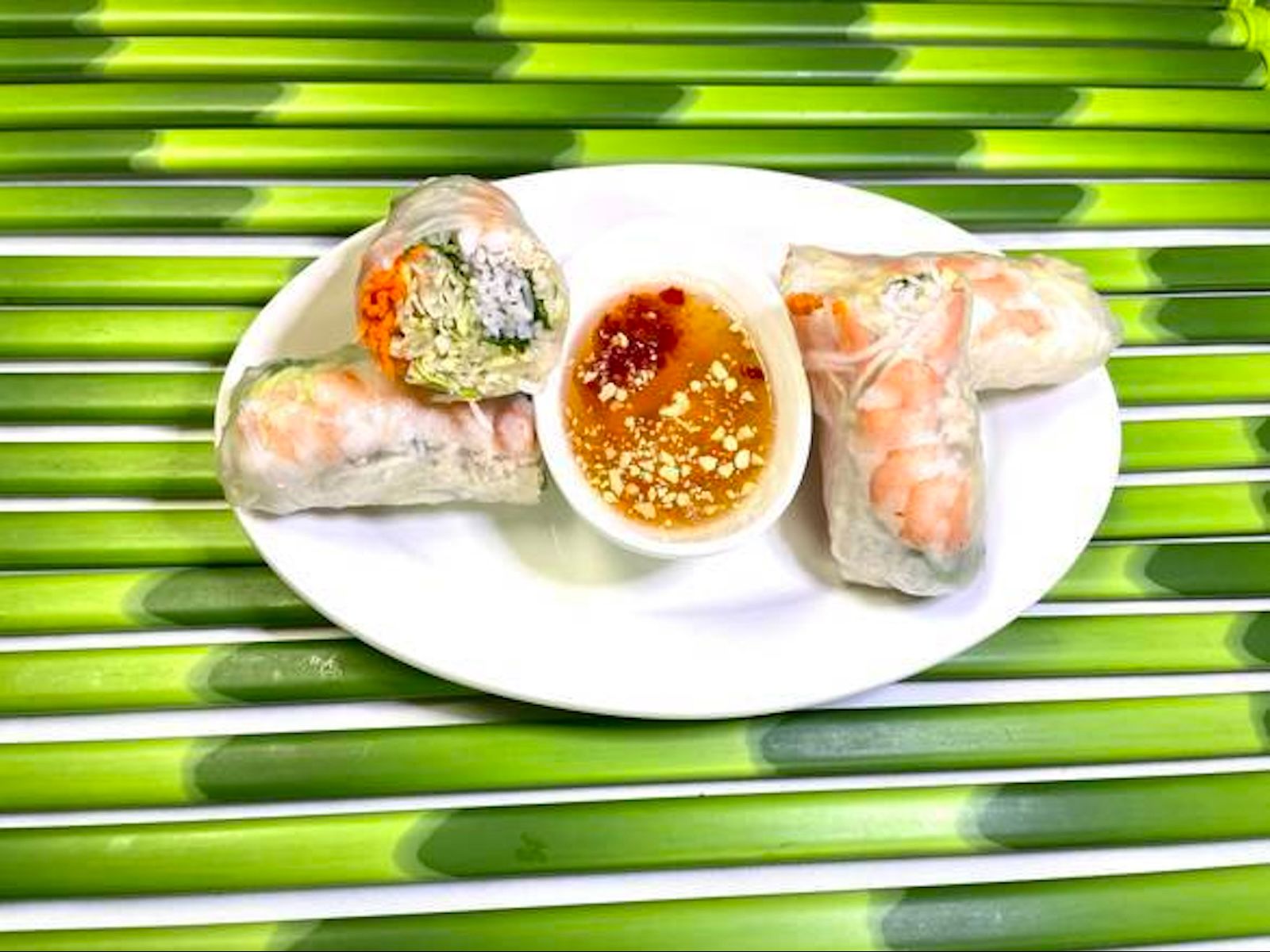 1. Fresh Spring Roll