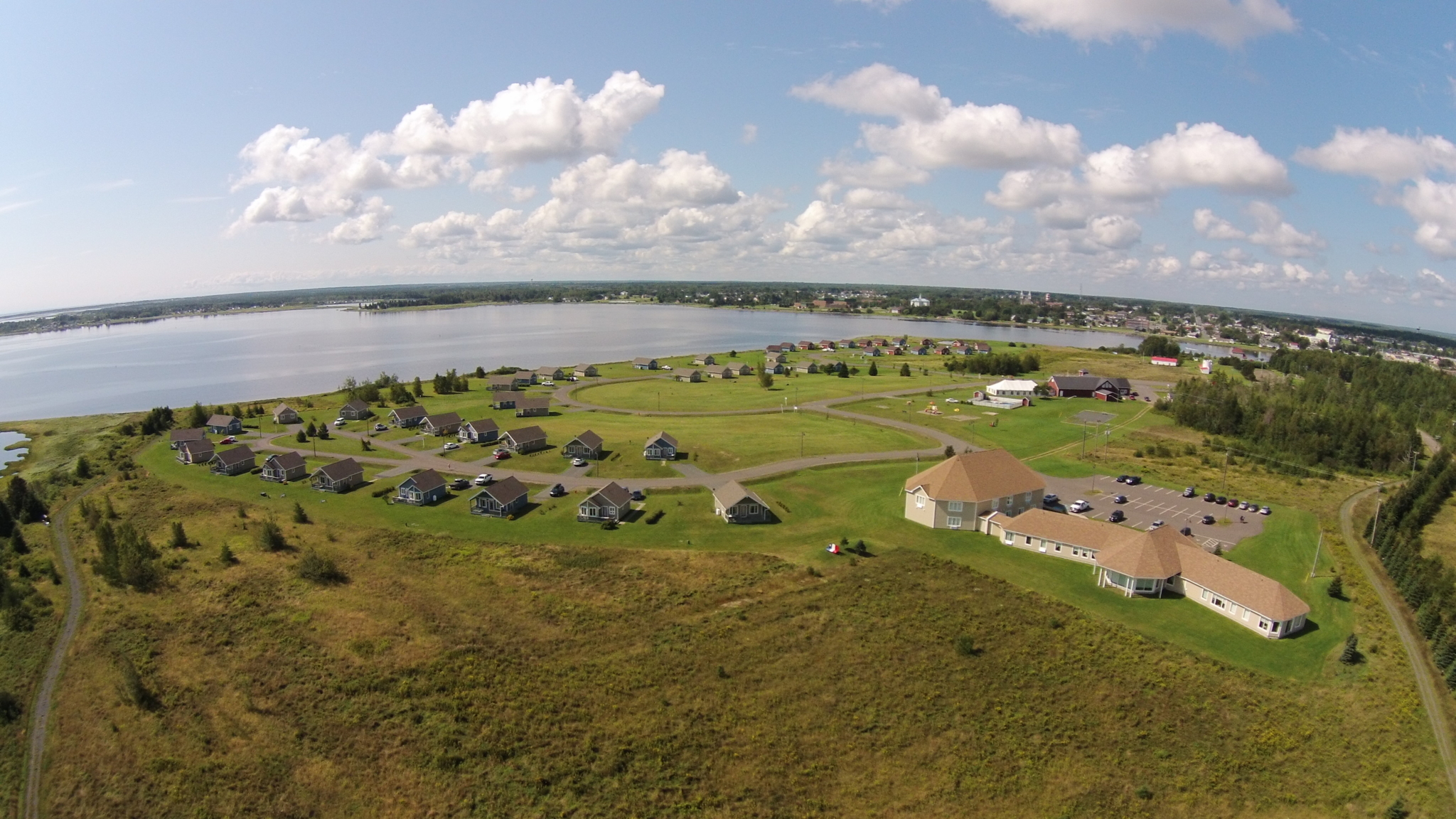 Chalet et Centre de Congrès TracadieSheila, TracadieSheila NB Ourbis