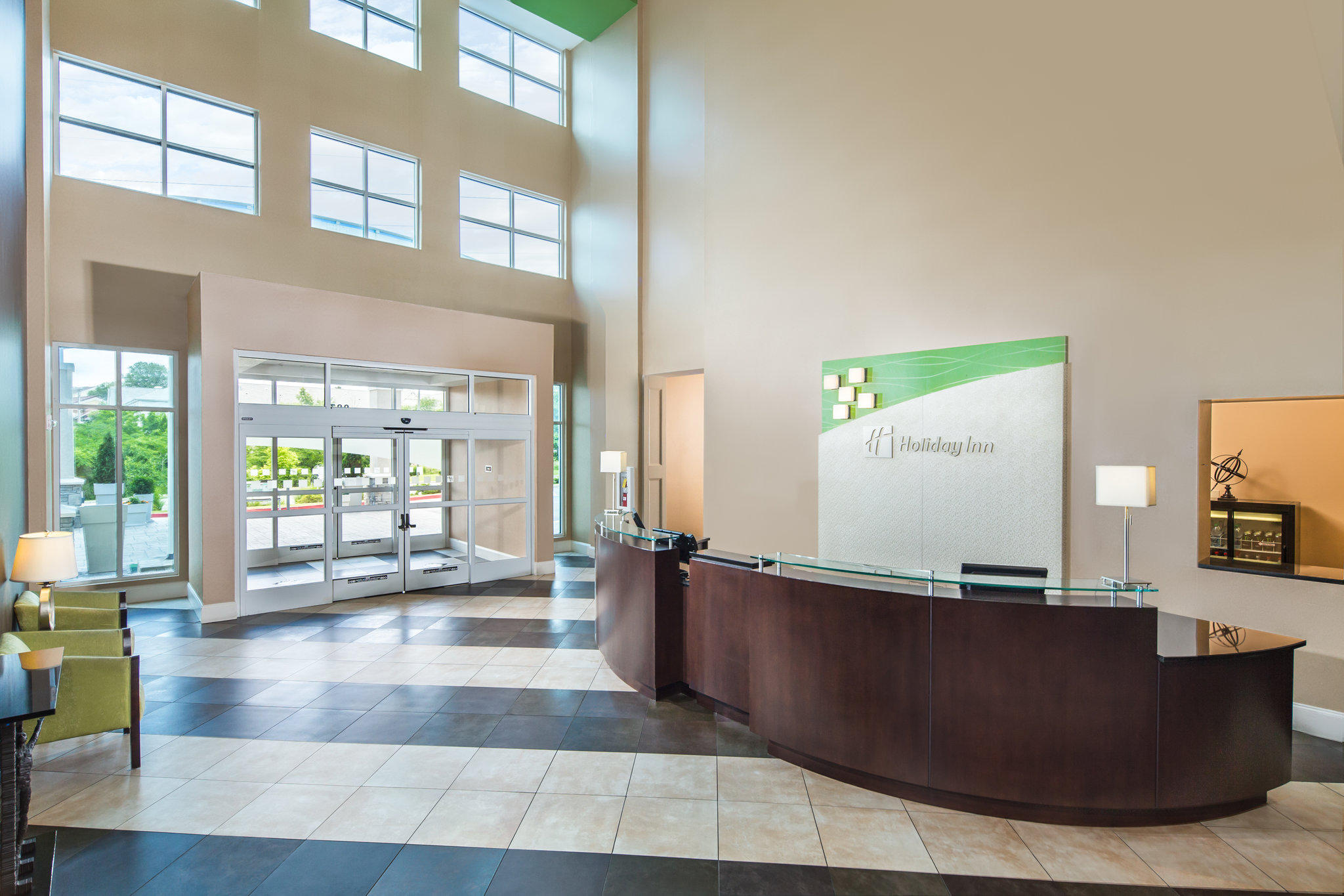 Holiday Inn Chattanooga - Hamilton Place Photo