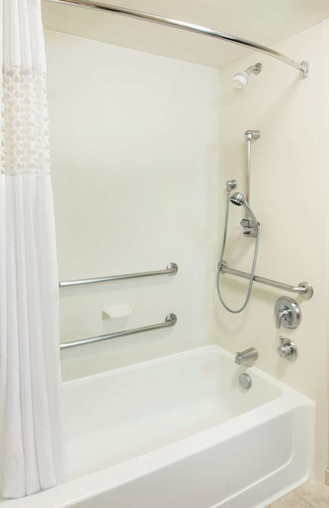 Hampton Inn & Suites Chicago Deer Park Image