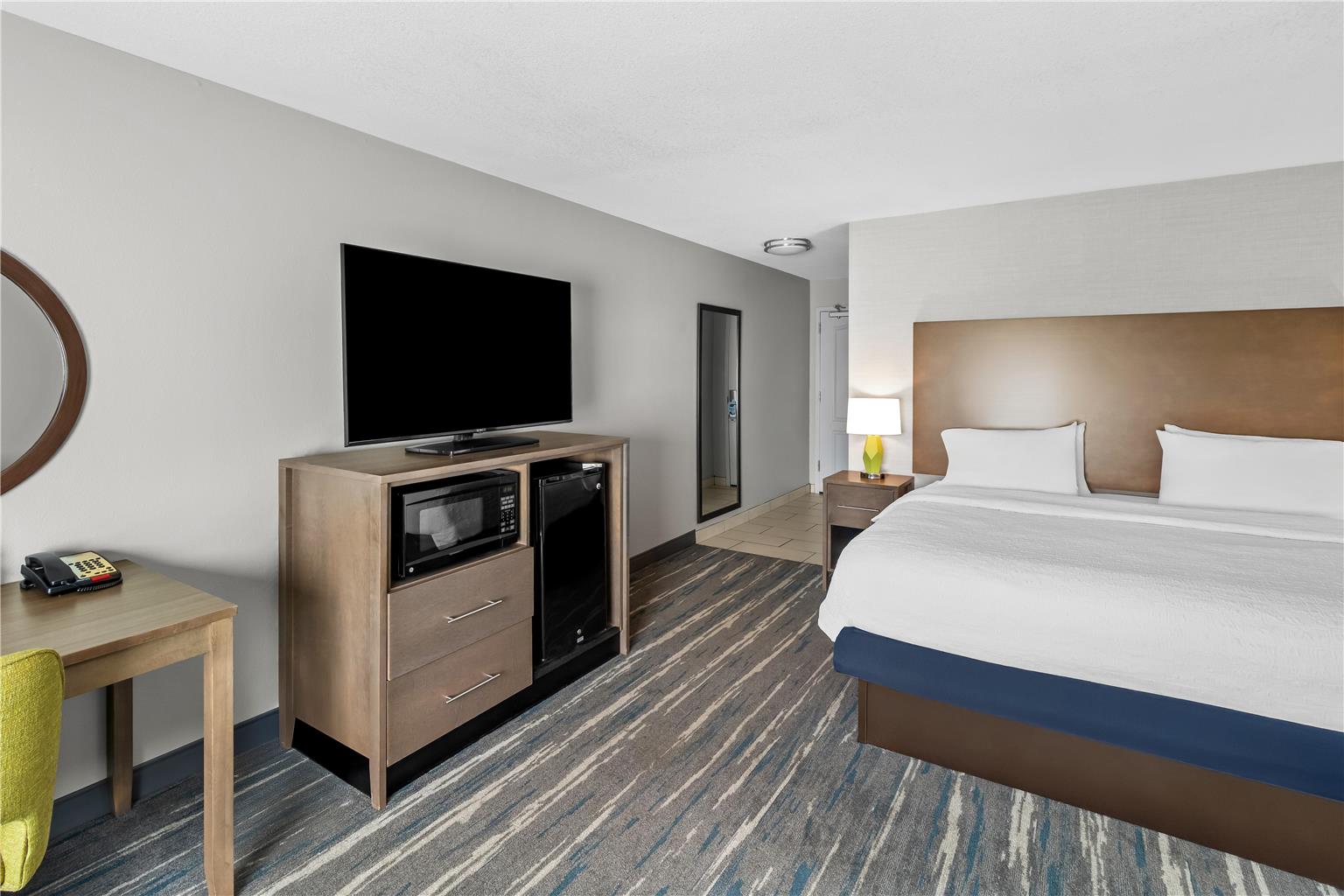 Hampton Inn Middletown Image