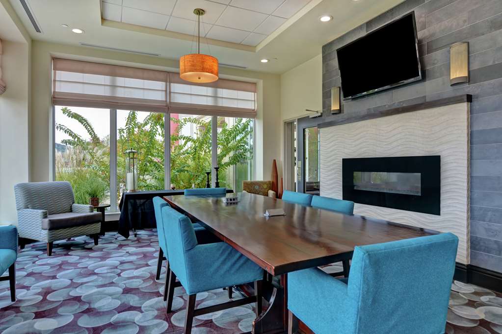 Hilton Garden Inn Fayetteville Image