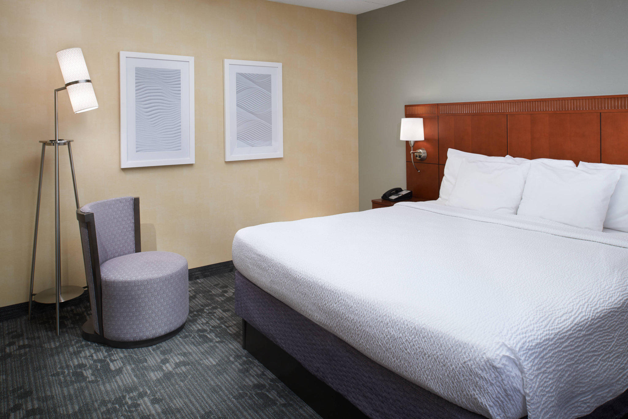 Courtyard by Marriott Rockford Photo