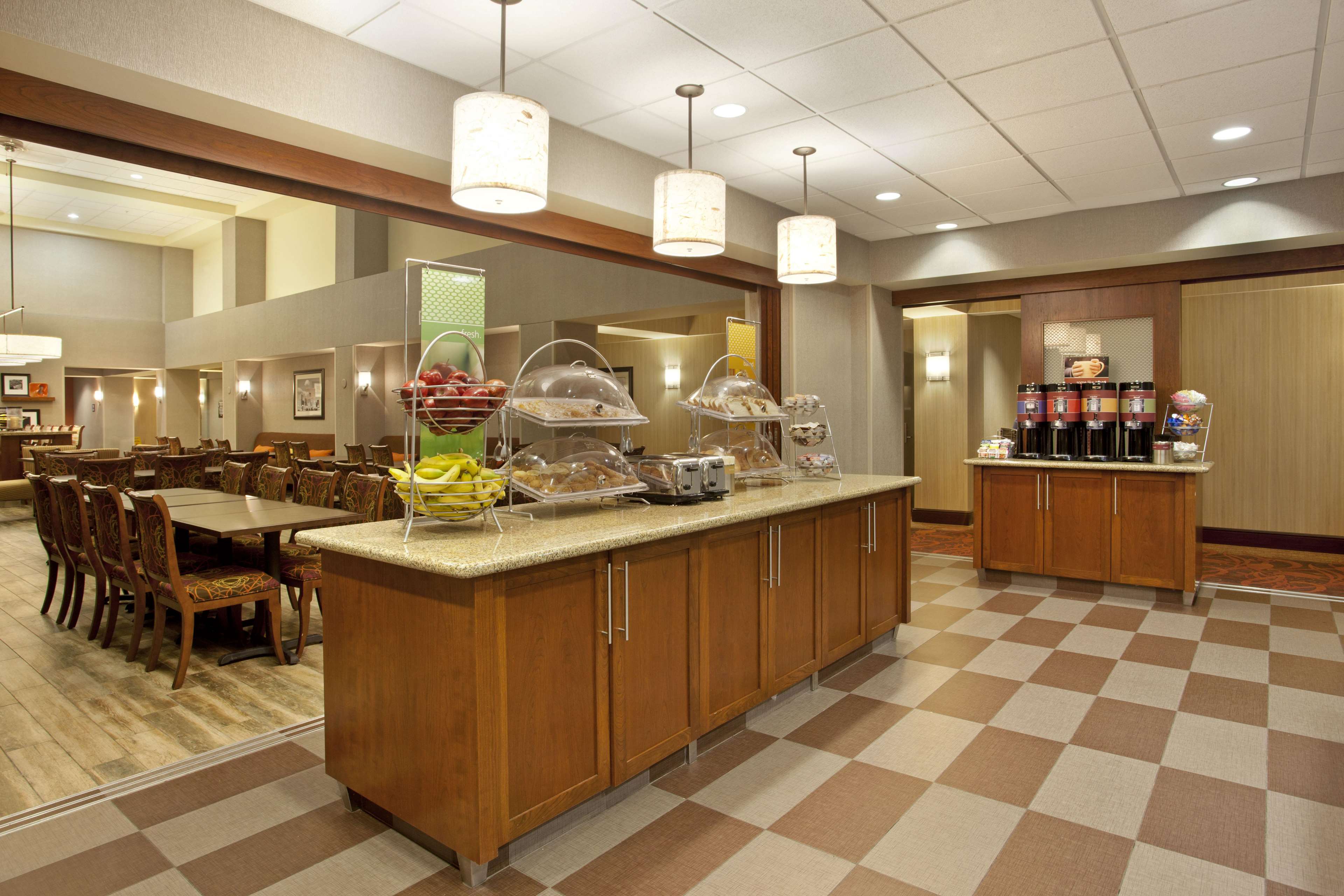 Hampton Inn Suites Minneapolis St Paul Arpt-Mall of America Photo