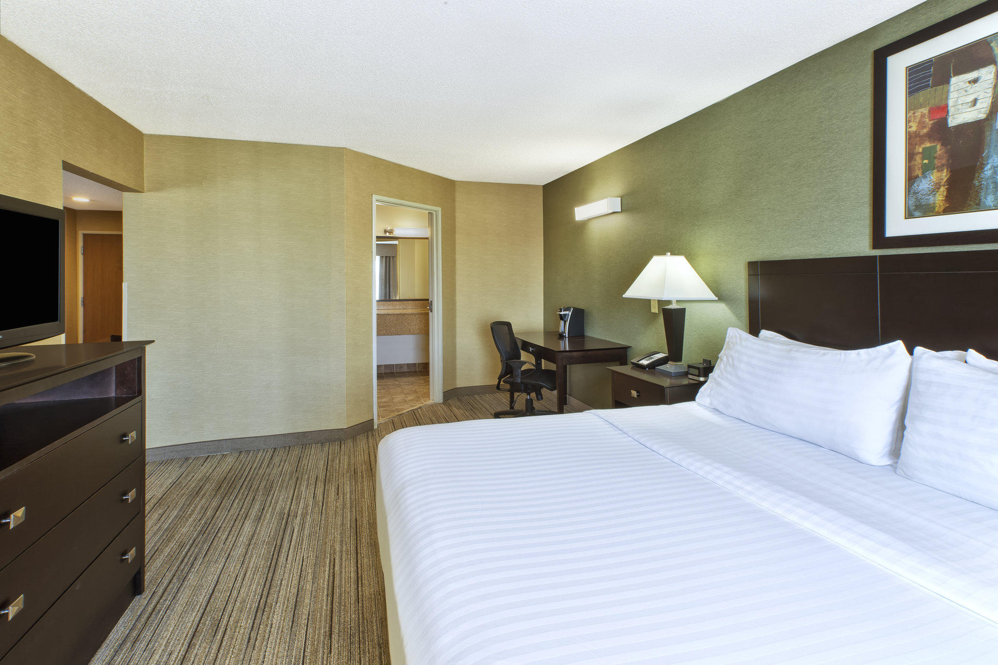 Holiday Inn Express & Suites Benton Harbor Photo