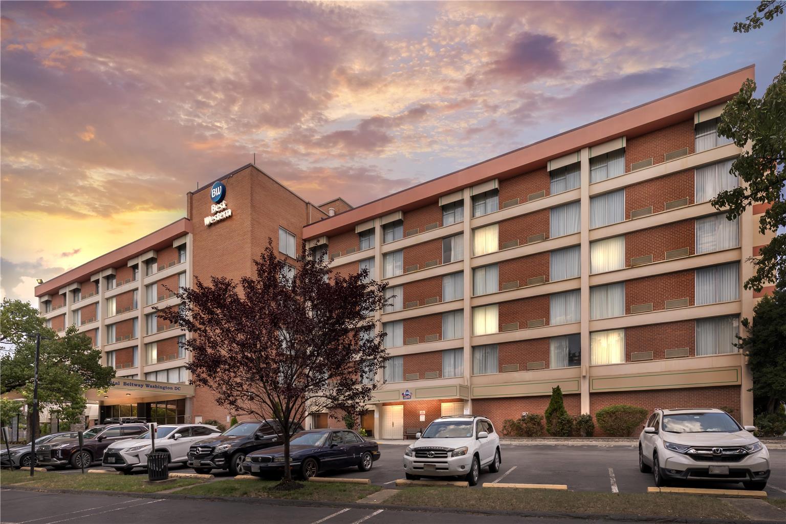 Best Western Capital Beltway Washington DC Image
