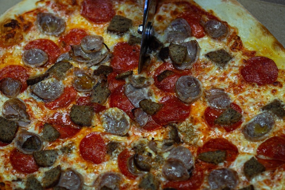 12" Meatlovers