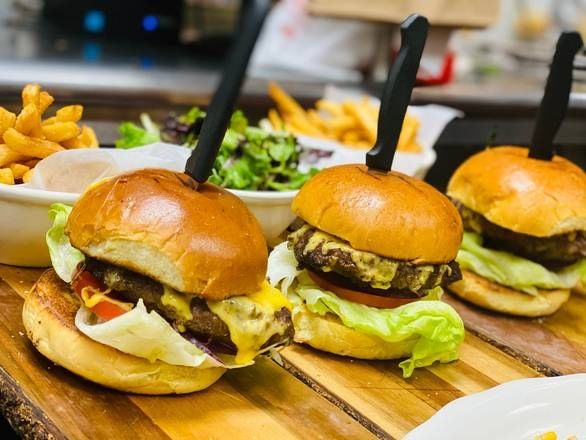 Sangria Burger