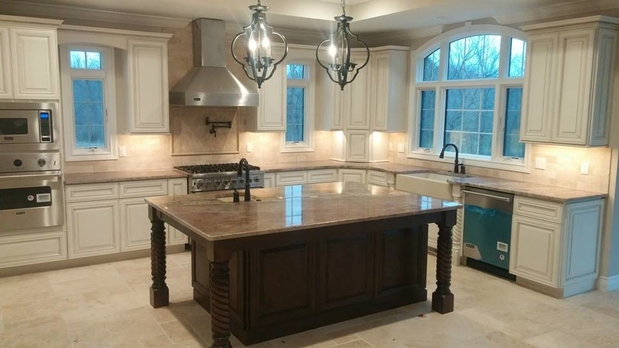 Images Q Stone INC.