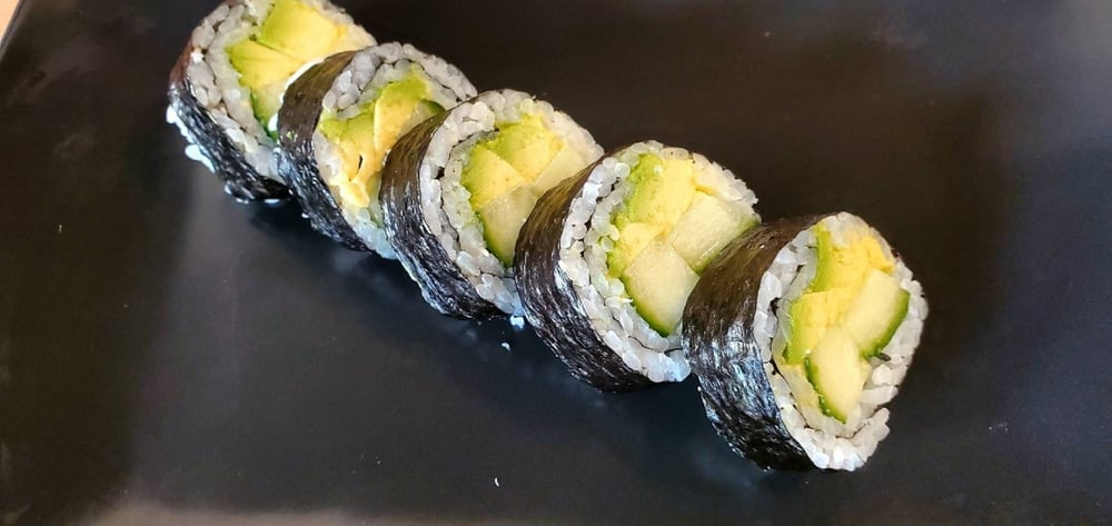 Avocado, Cucumber, or Asparagus Roll (5)