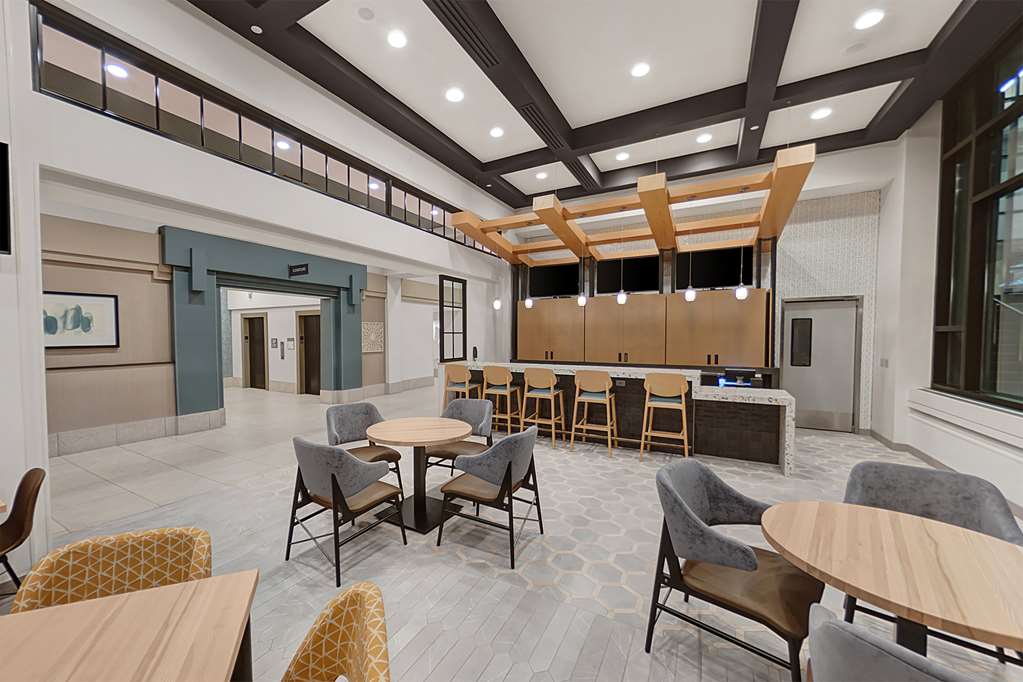 Hilton Garden Inn Toledo Downtown Image