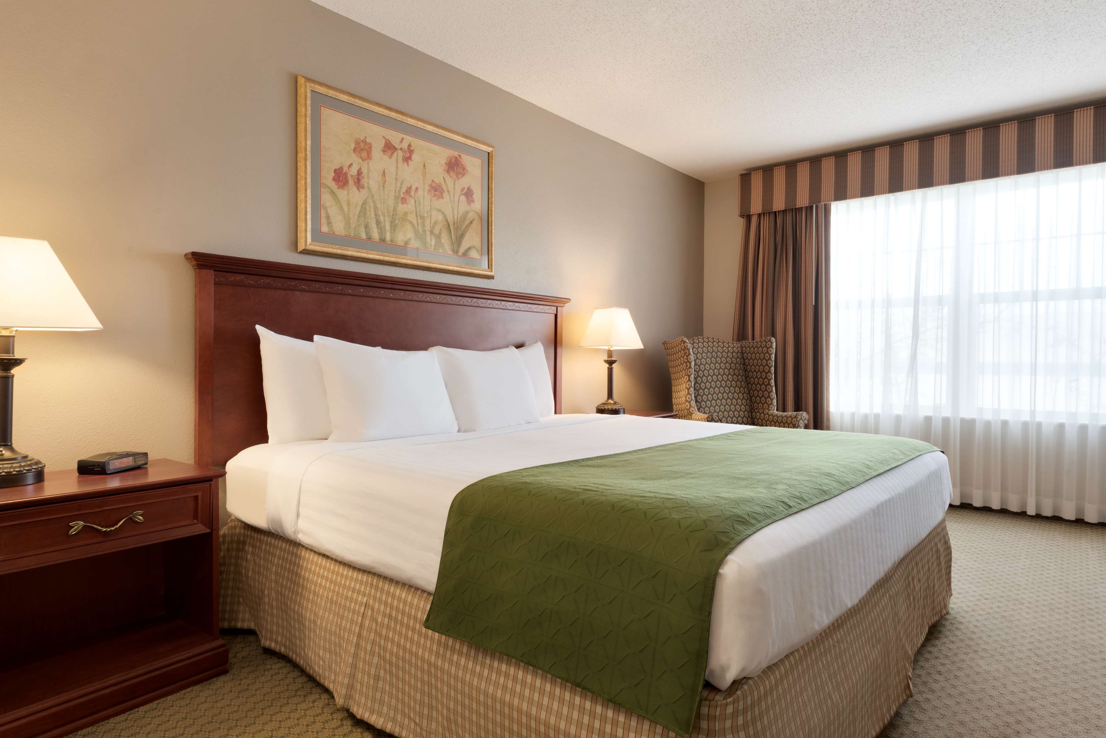 Country Inn & Suites by Radisson, St. Cloud East, MN Photo