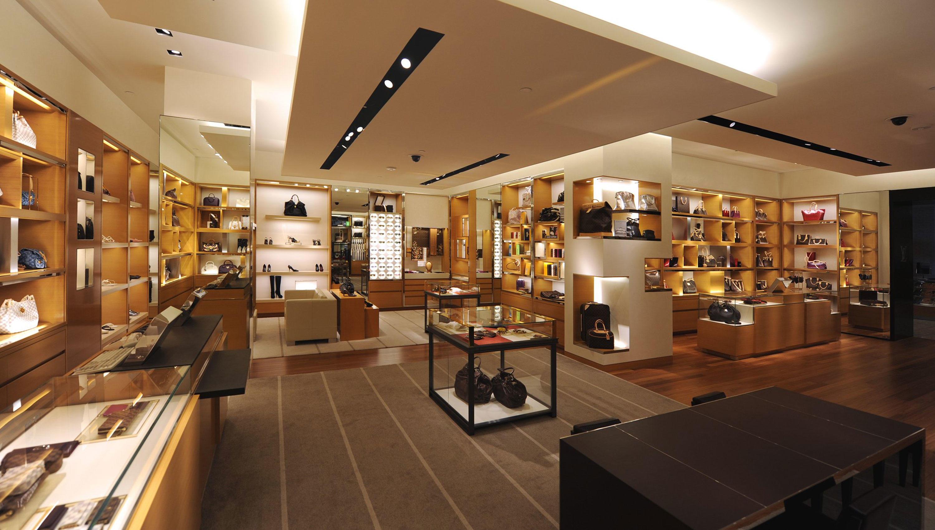 Louis Vuitton Dallas Neiman Marcus Northpark in Dallas, TX - (214) 987-1...