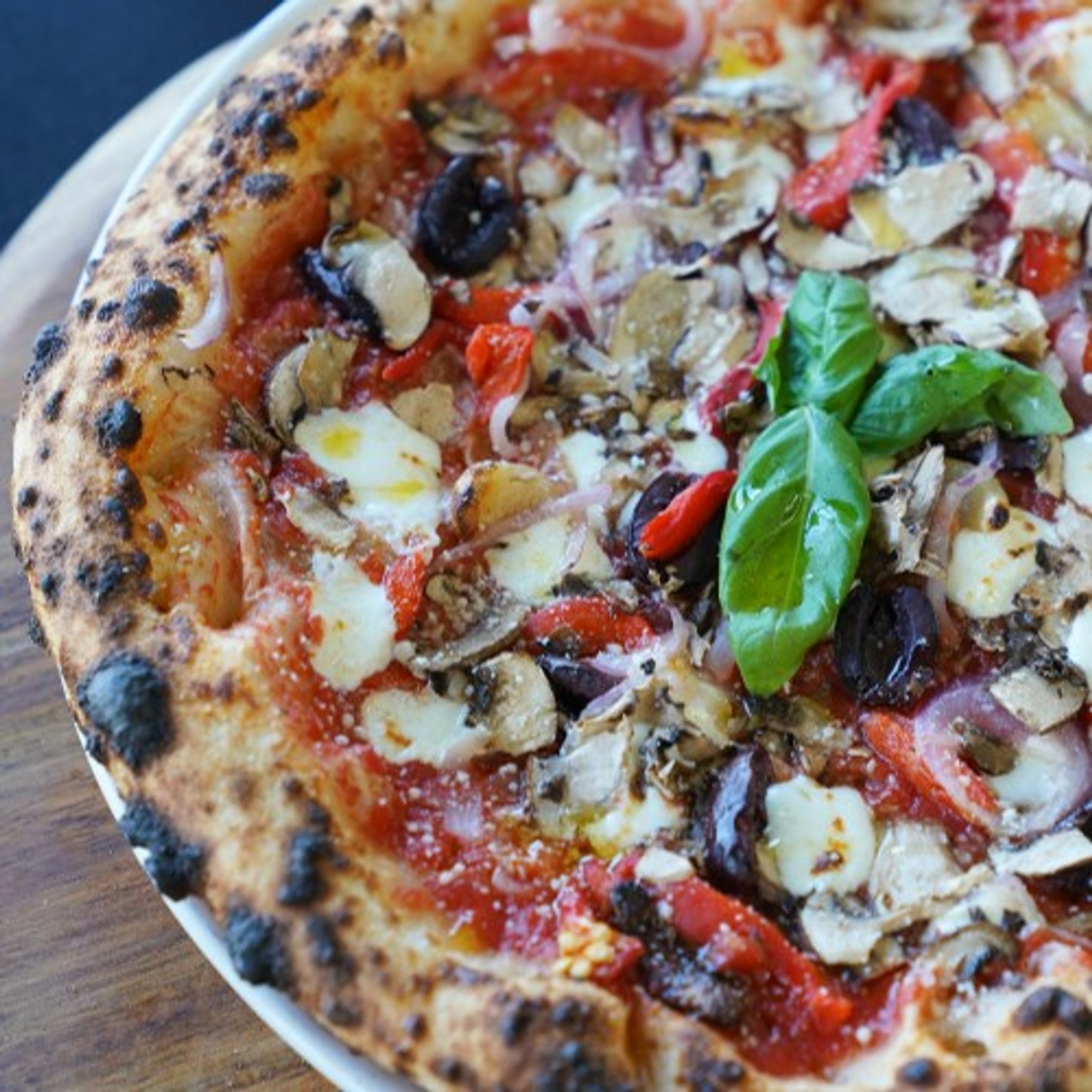 Verdura (Veggie) Pizza