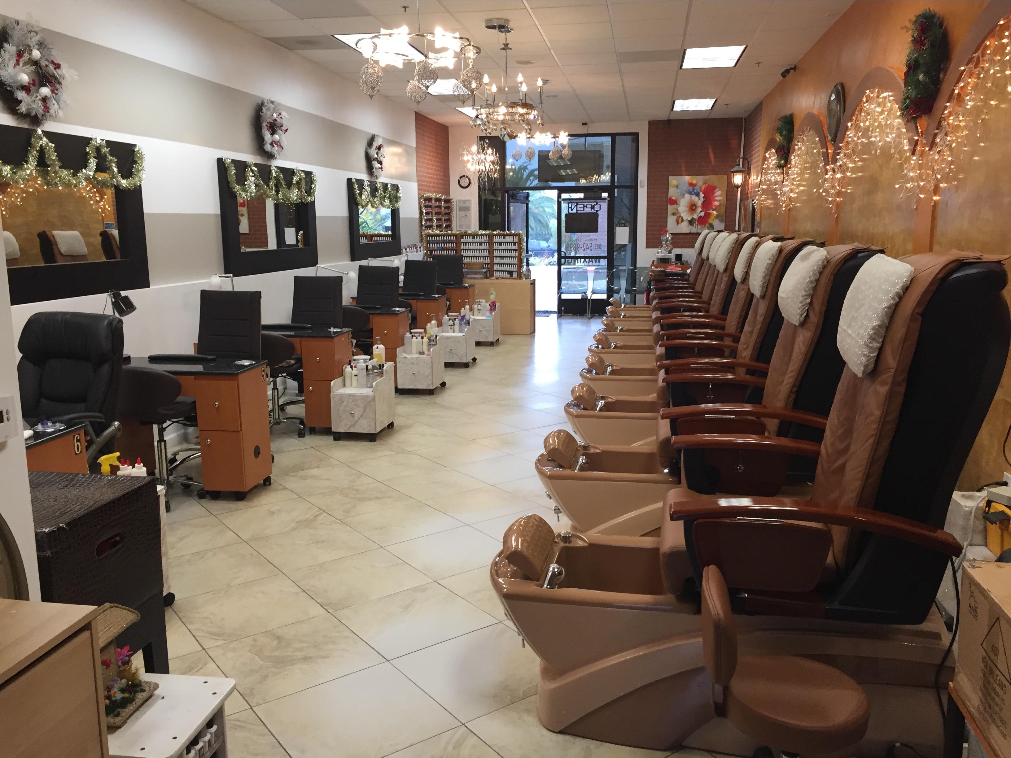 TL Nails & Spa image