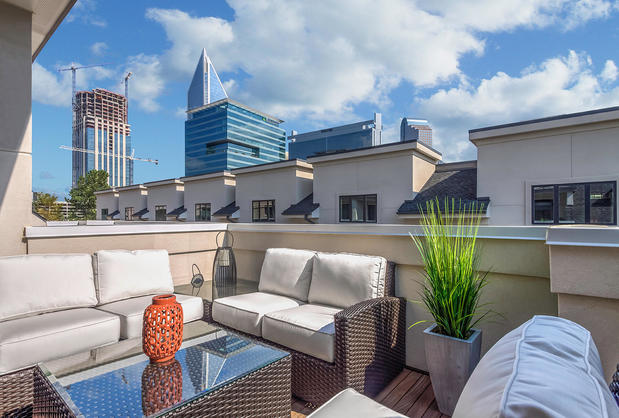Images Camden Grandview Apartments and Townhomes