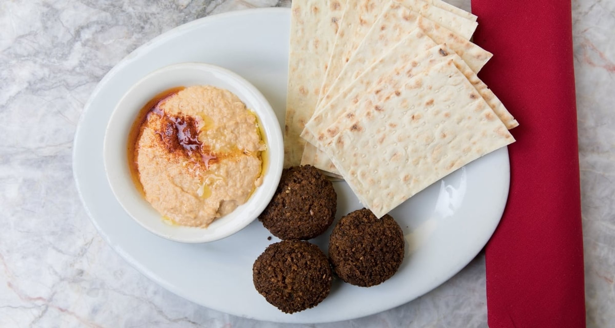 Falafel & Hummus