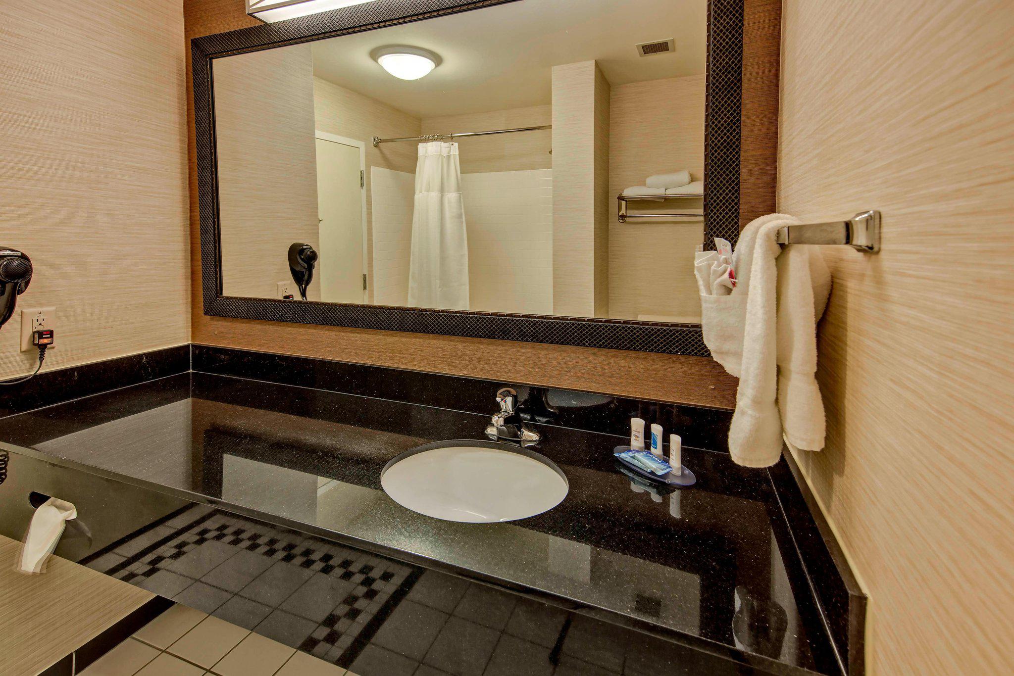 Fairfield Inn & Suites by Marriott Oklahoma City Airport Photo