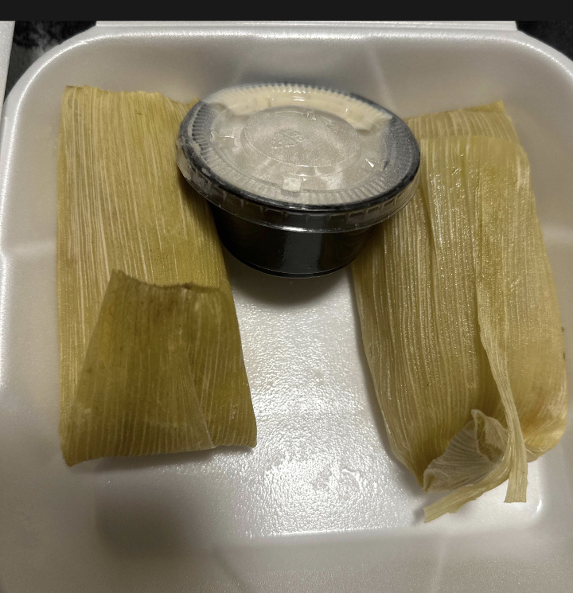 2 Tamales de Elote