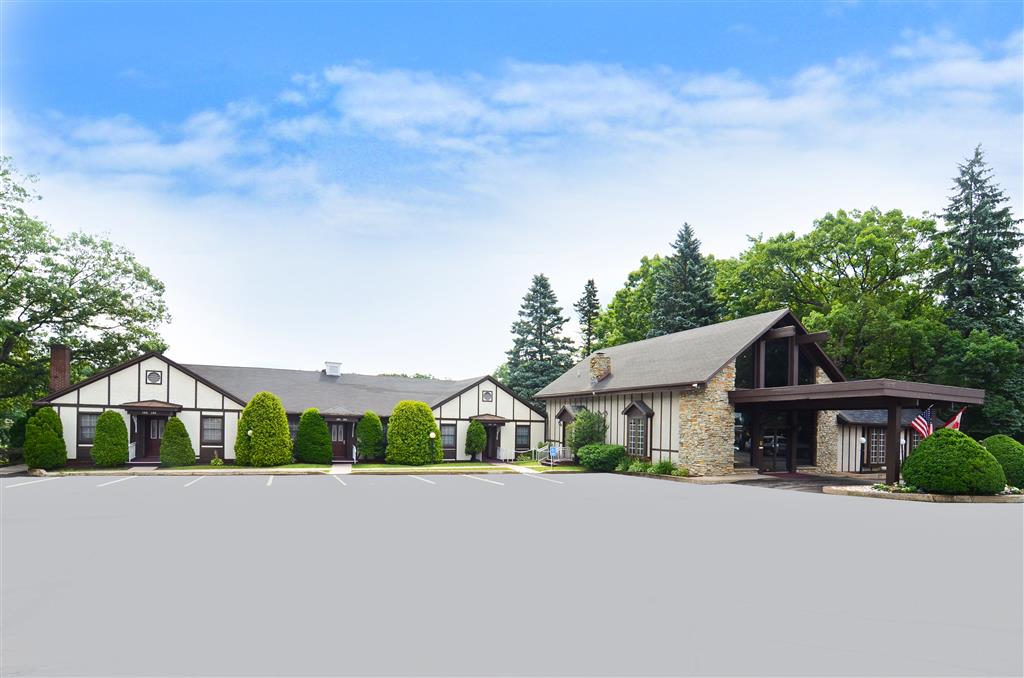 Best Western Hazleton Inn & Suites Image