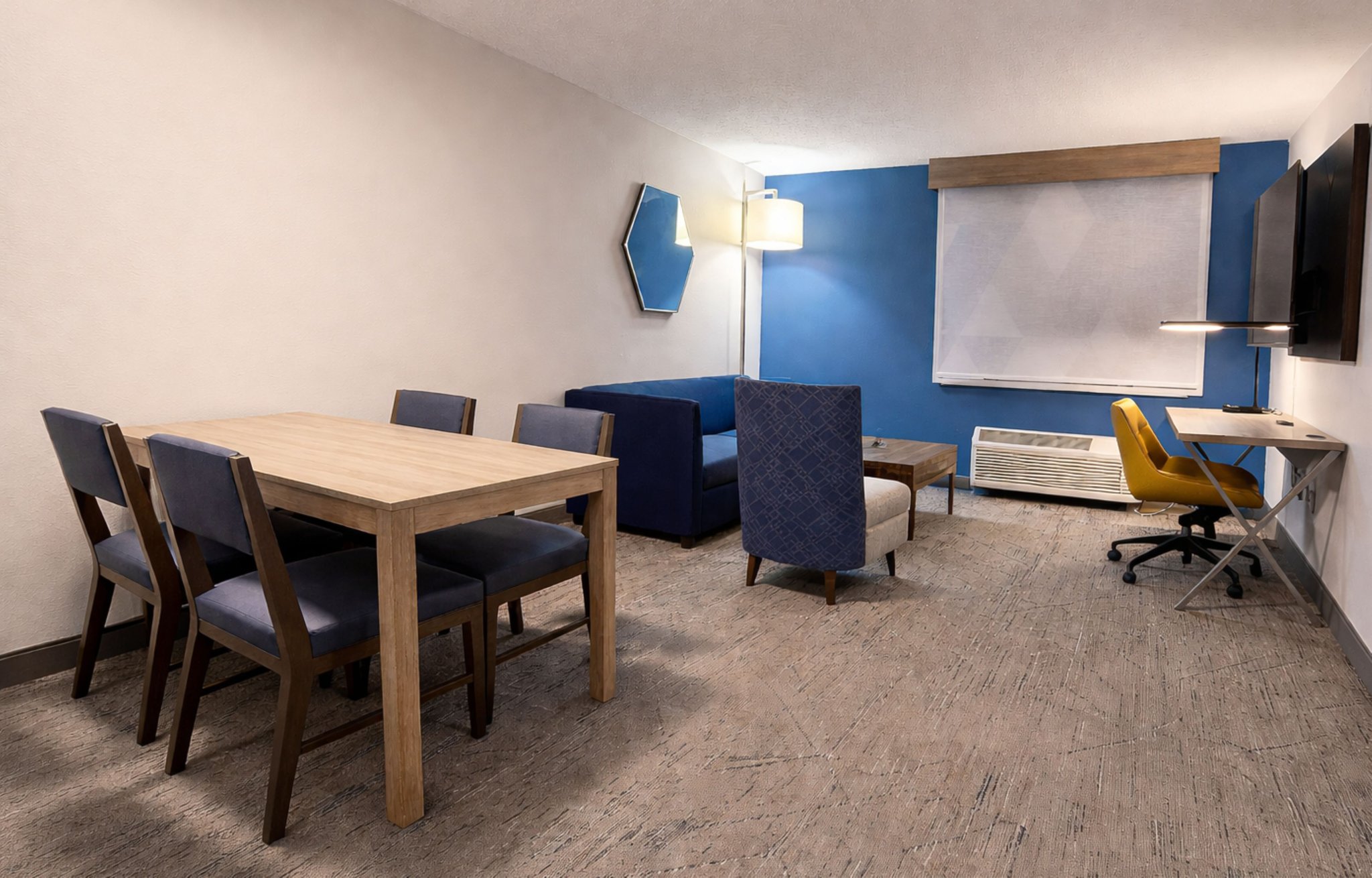 Holiday Inn Express & Suites St. Paul - Woodbury by IHG Image