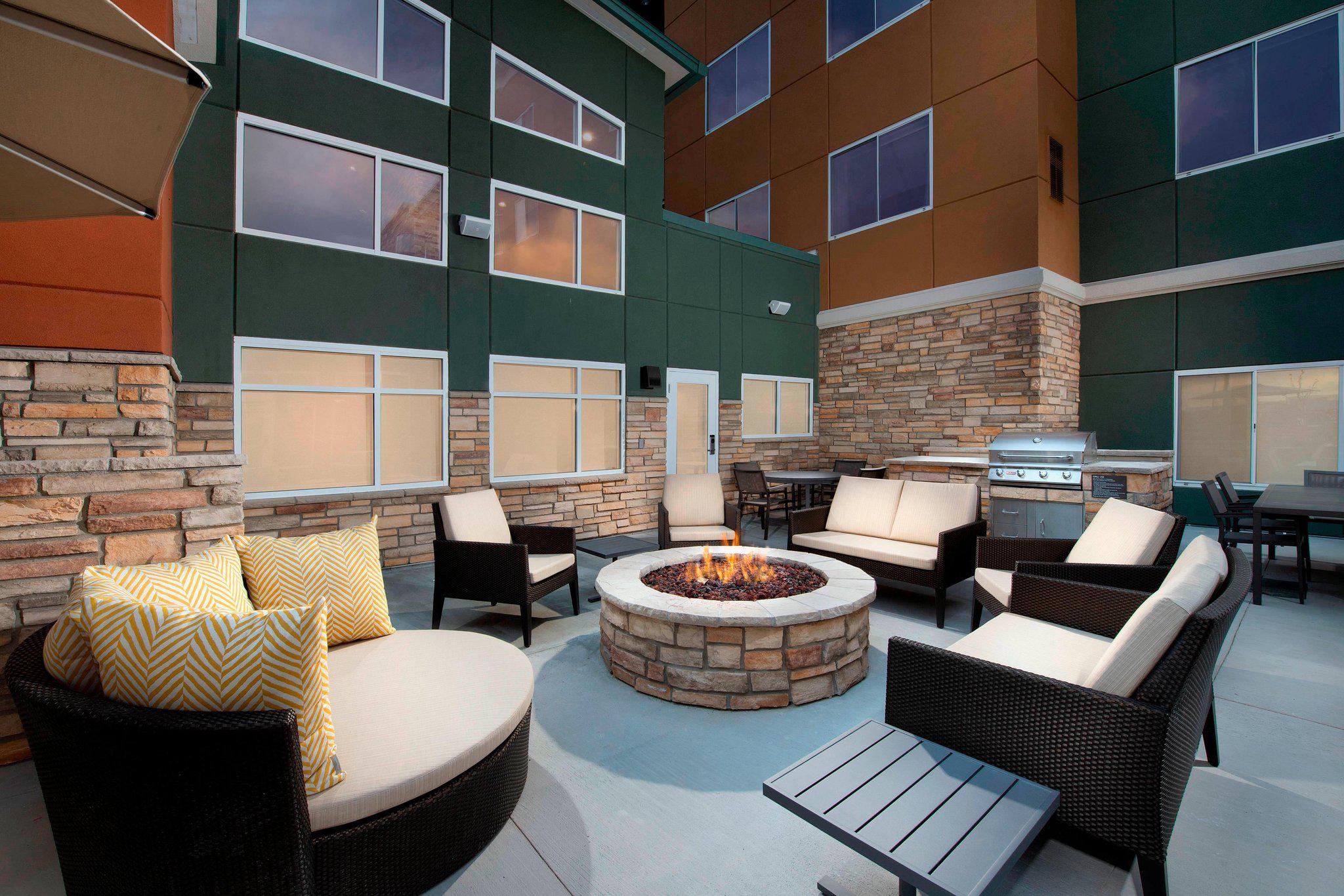 Residence Inn by Marriott Denver Airport/Convention Center Photo