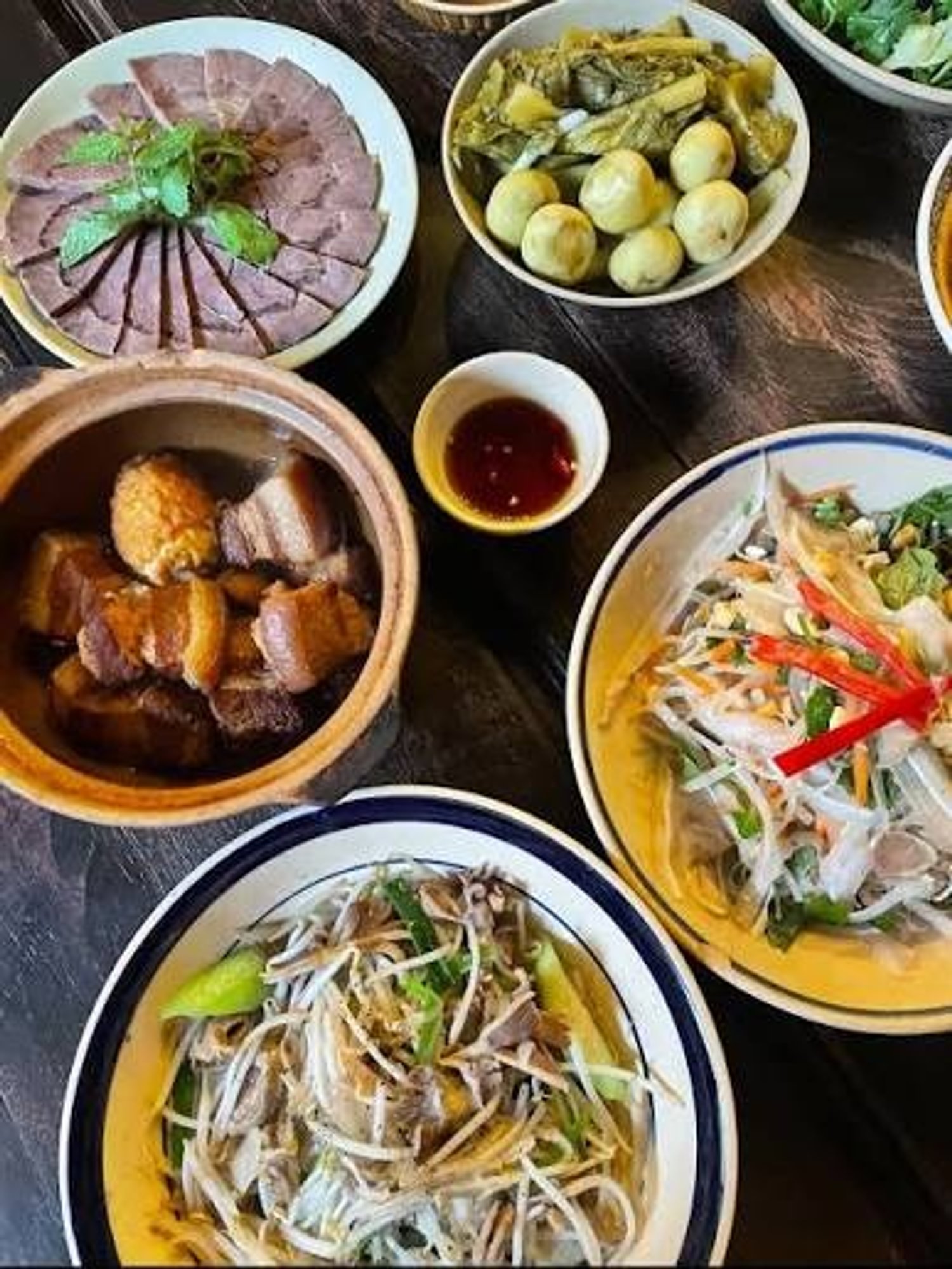 Com Tam Vi / Specialty 3 Meat Rice Dish
