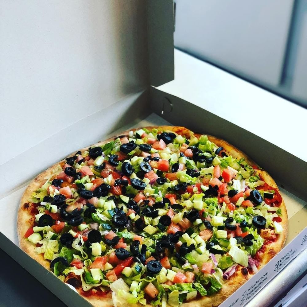Salad Pizza