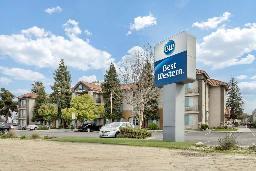 Best Western Visalia Hotel Image