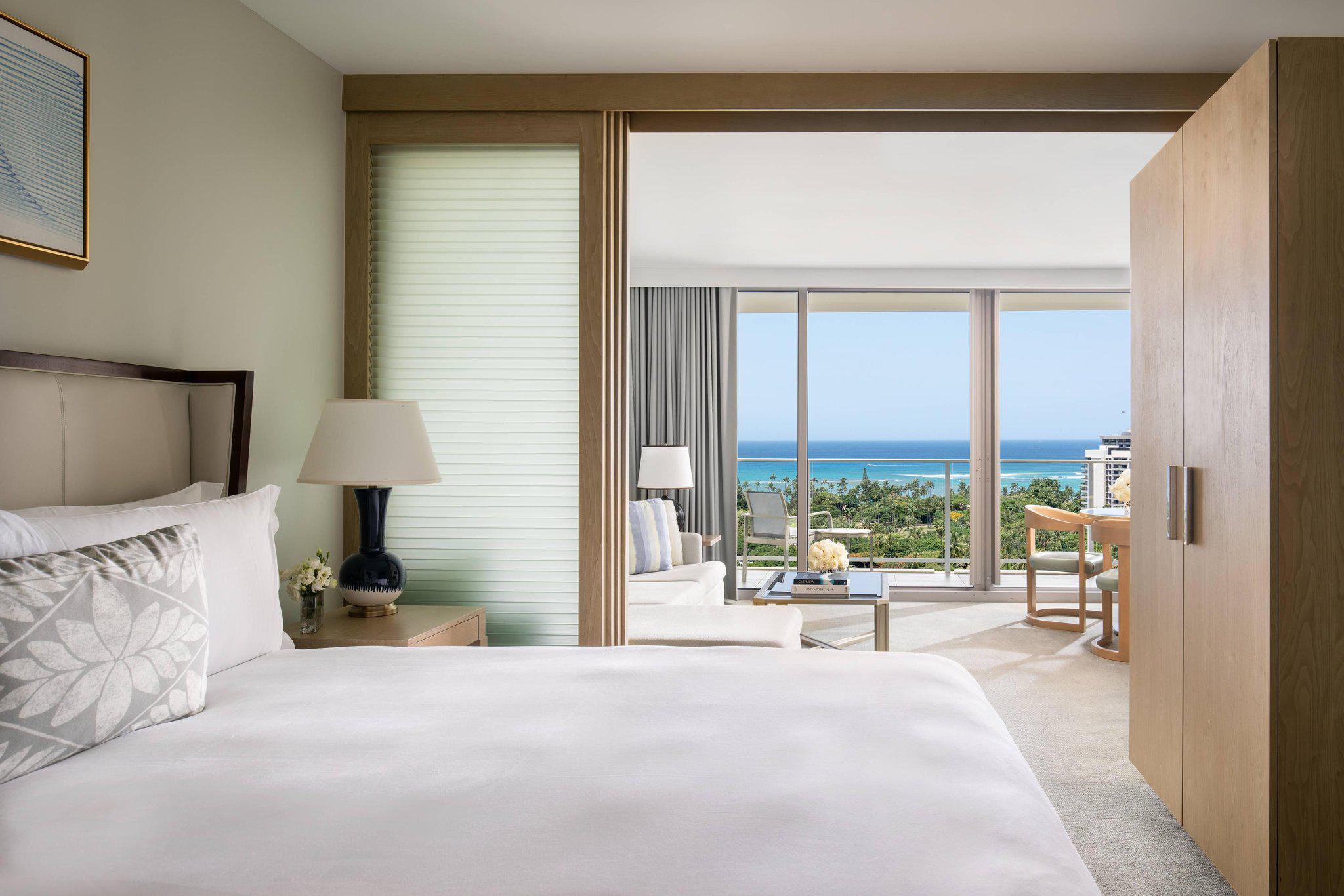 The Ritz-Carlton Residences, Waikiki Beach Photo