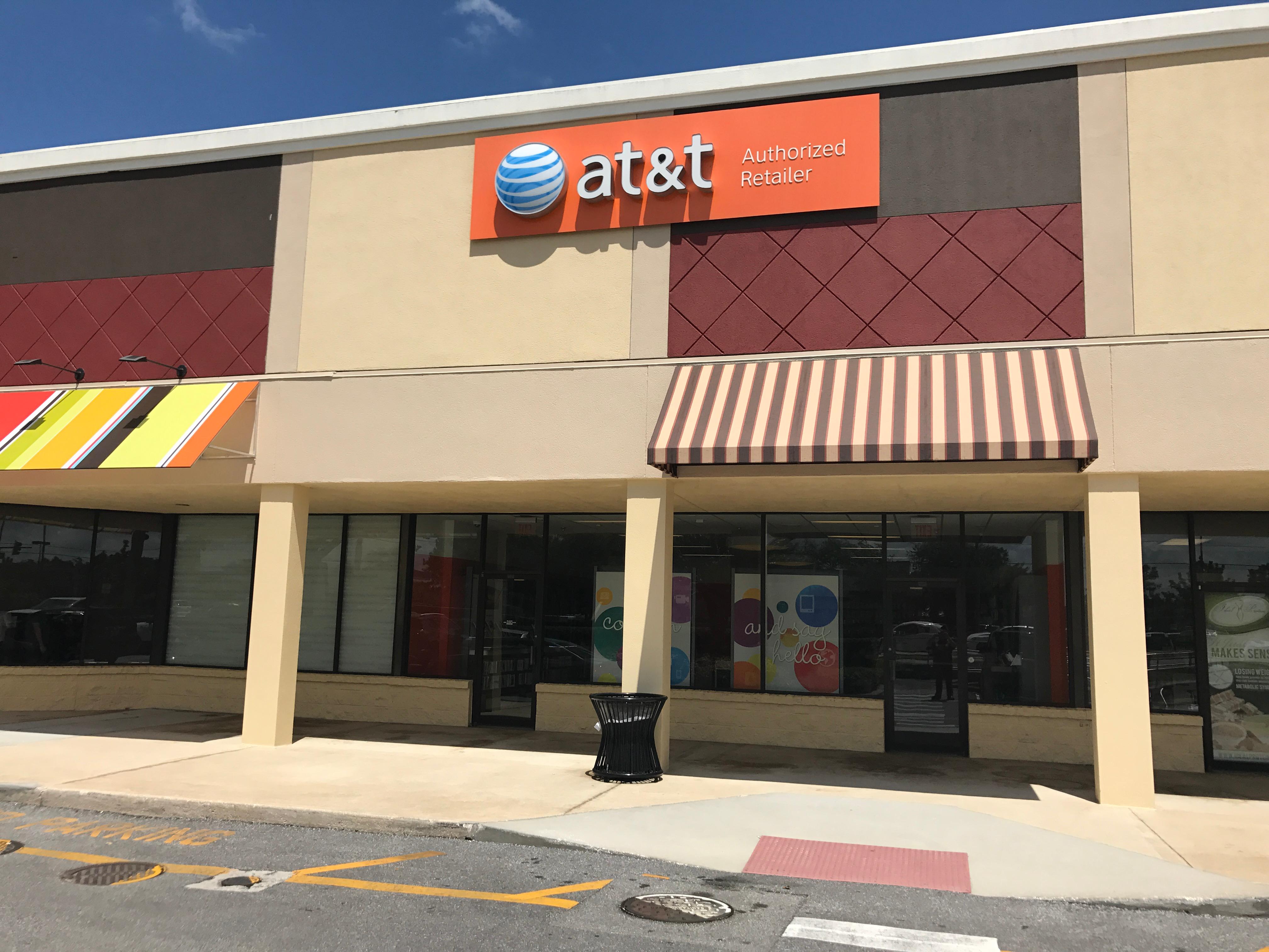 AT&T Store Photo