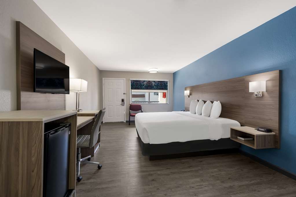 SureStay by Best Western Spring North Houston Image