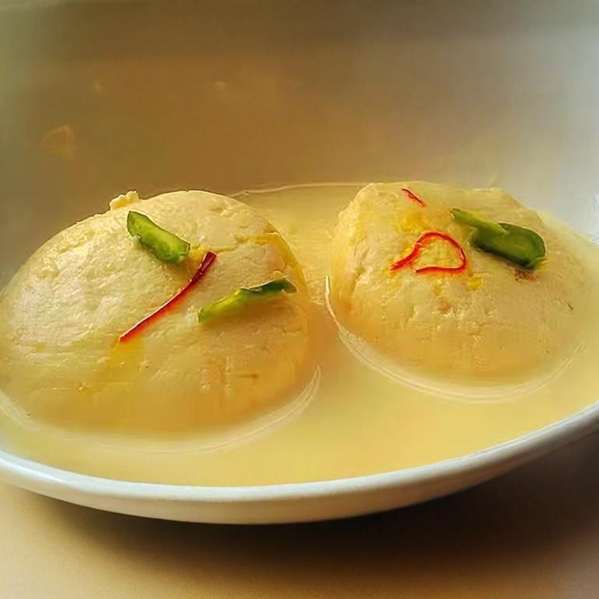 Rasmalai w/ Pistachio