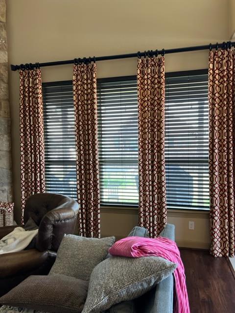 2.5 inches faux wood blinds for family room in Georgetown