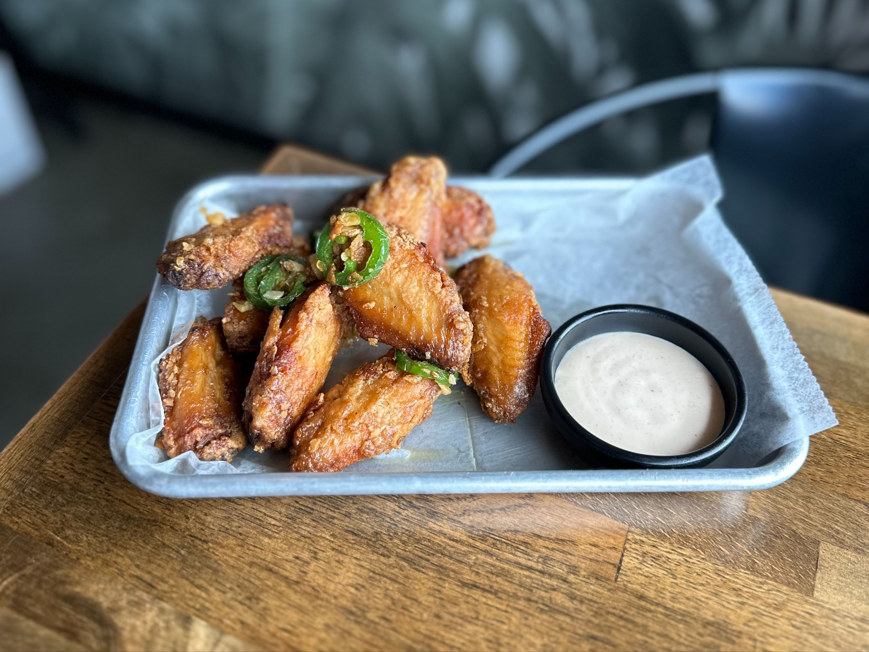 Garlic Chili Crispy Chicken Wings