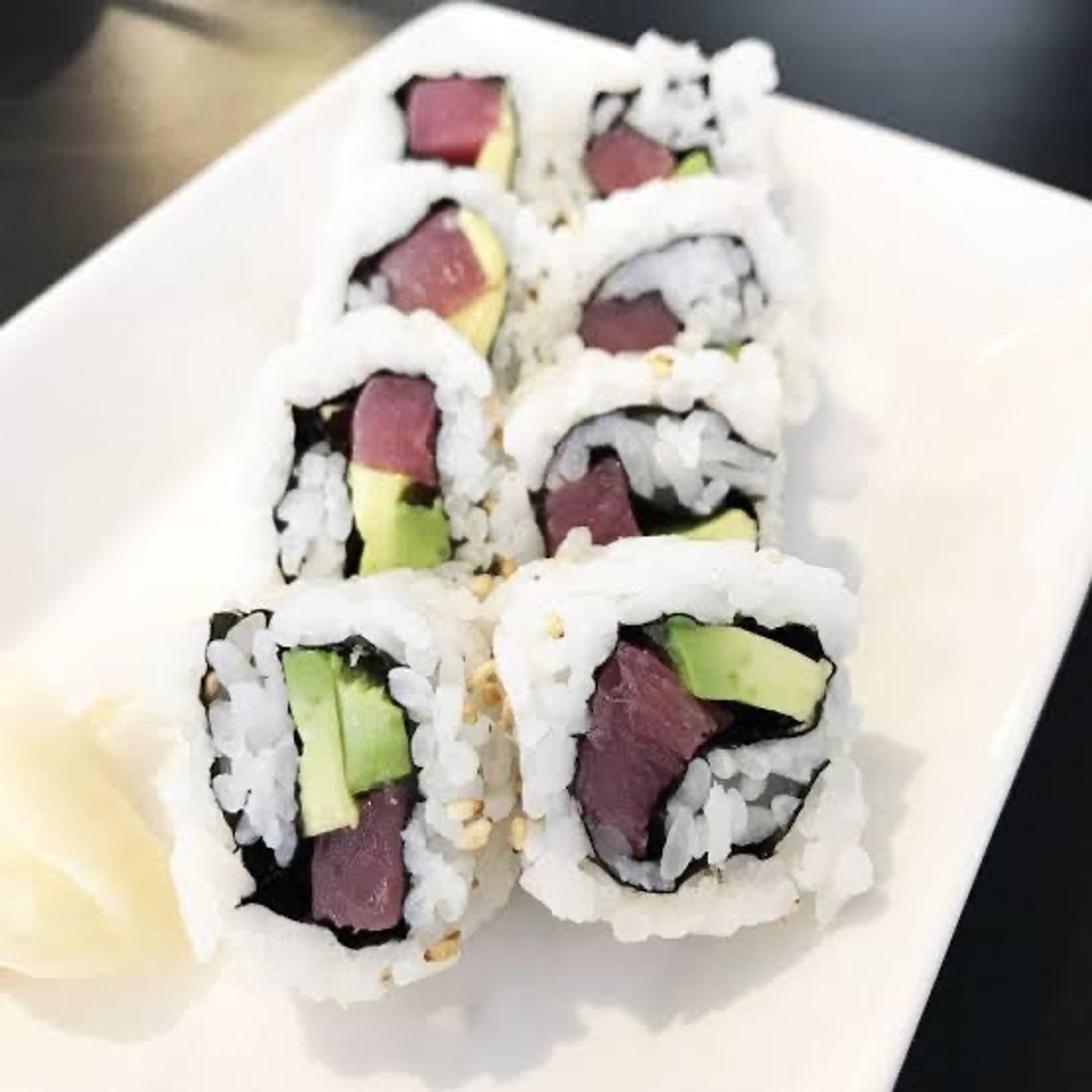 Tuna California Roll