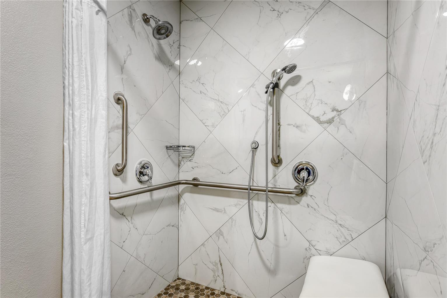 SureStay by Best Western Ukiah Image