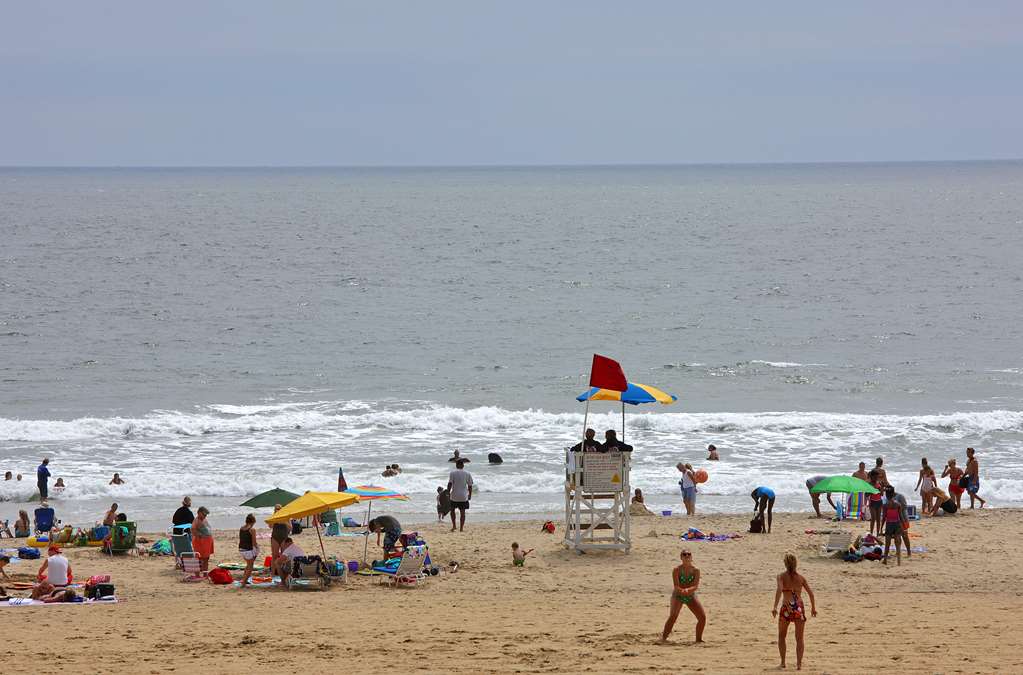 Hampton Inn Virginia Beach-Oceanfront North Image