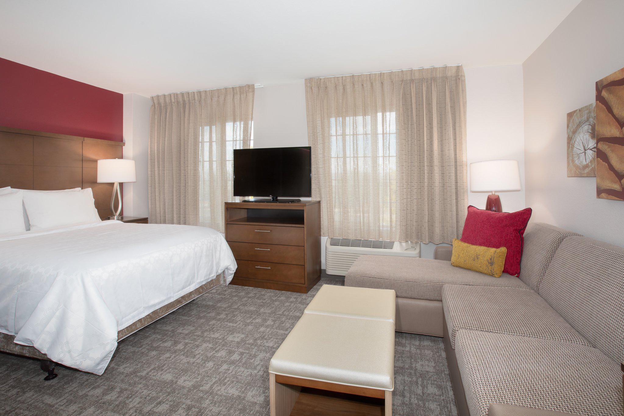 Staybridge Suites Denver International Airport Photo