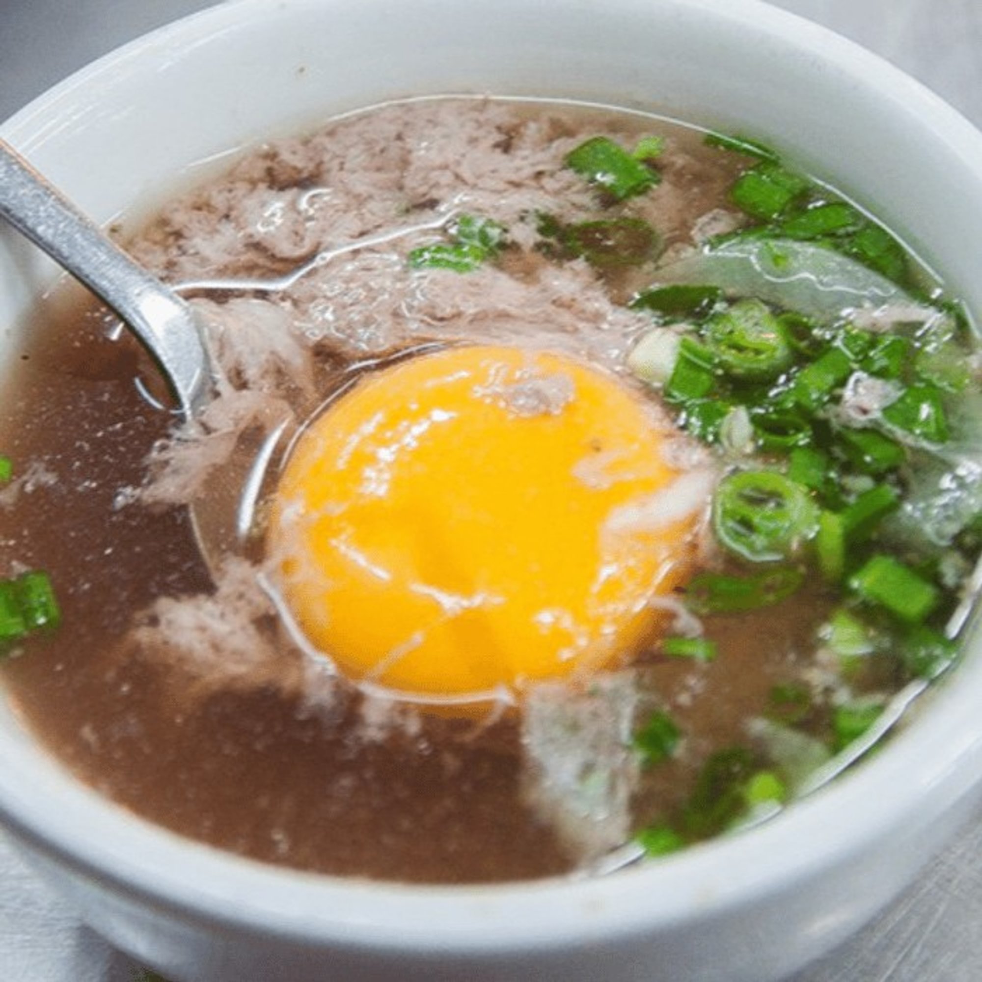 Chén Hột Gà