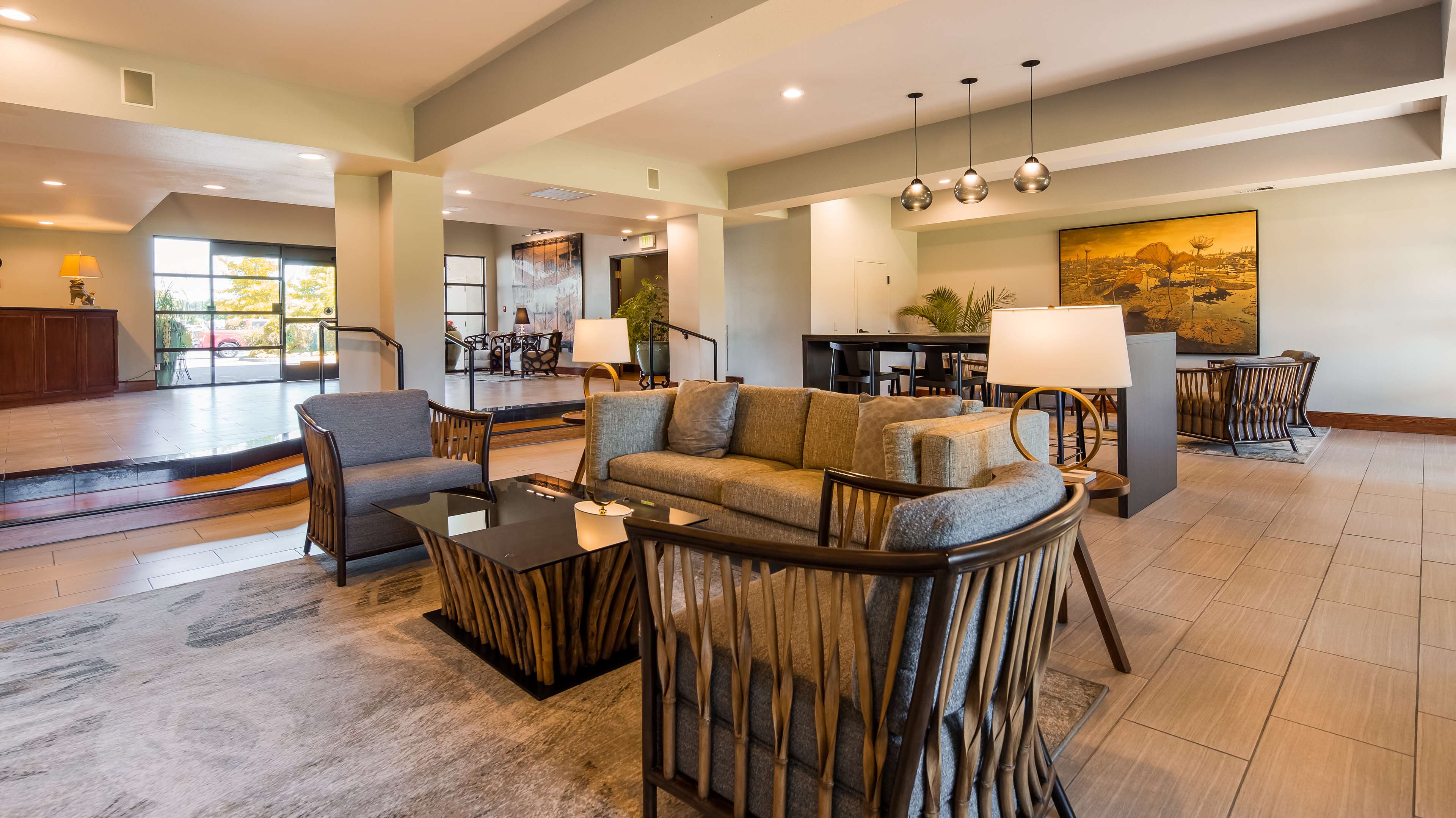 Best Western Plus Plaza by the Green Photo