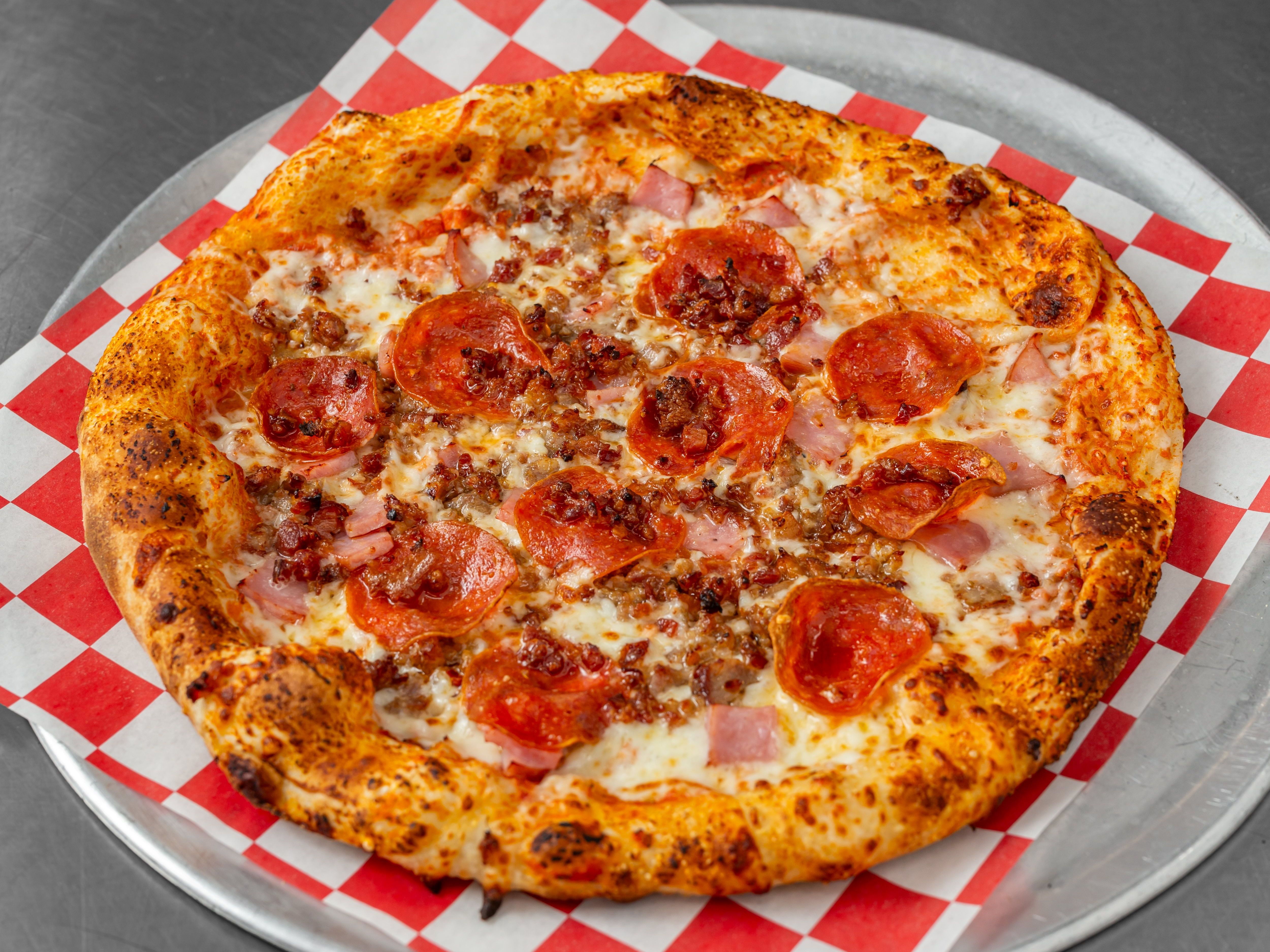 18" Pork Meat Lovers Pizza