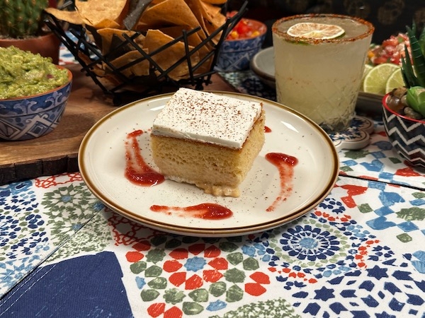 LEMON TRES LECHES
