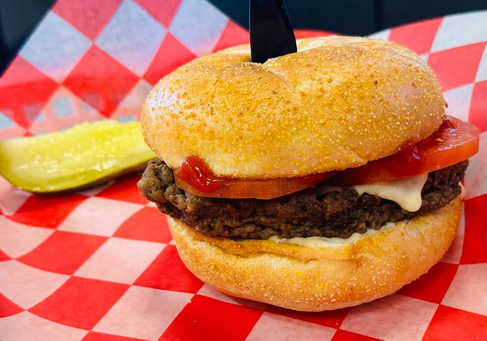 Cheeseburger Deluxe*
