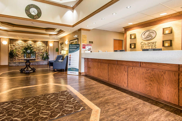Images Comfort Suites