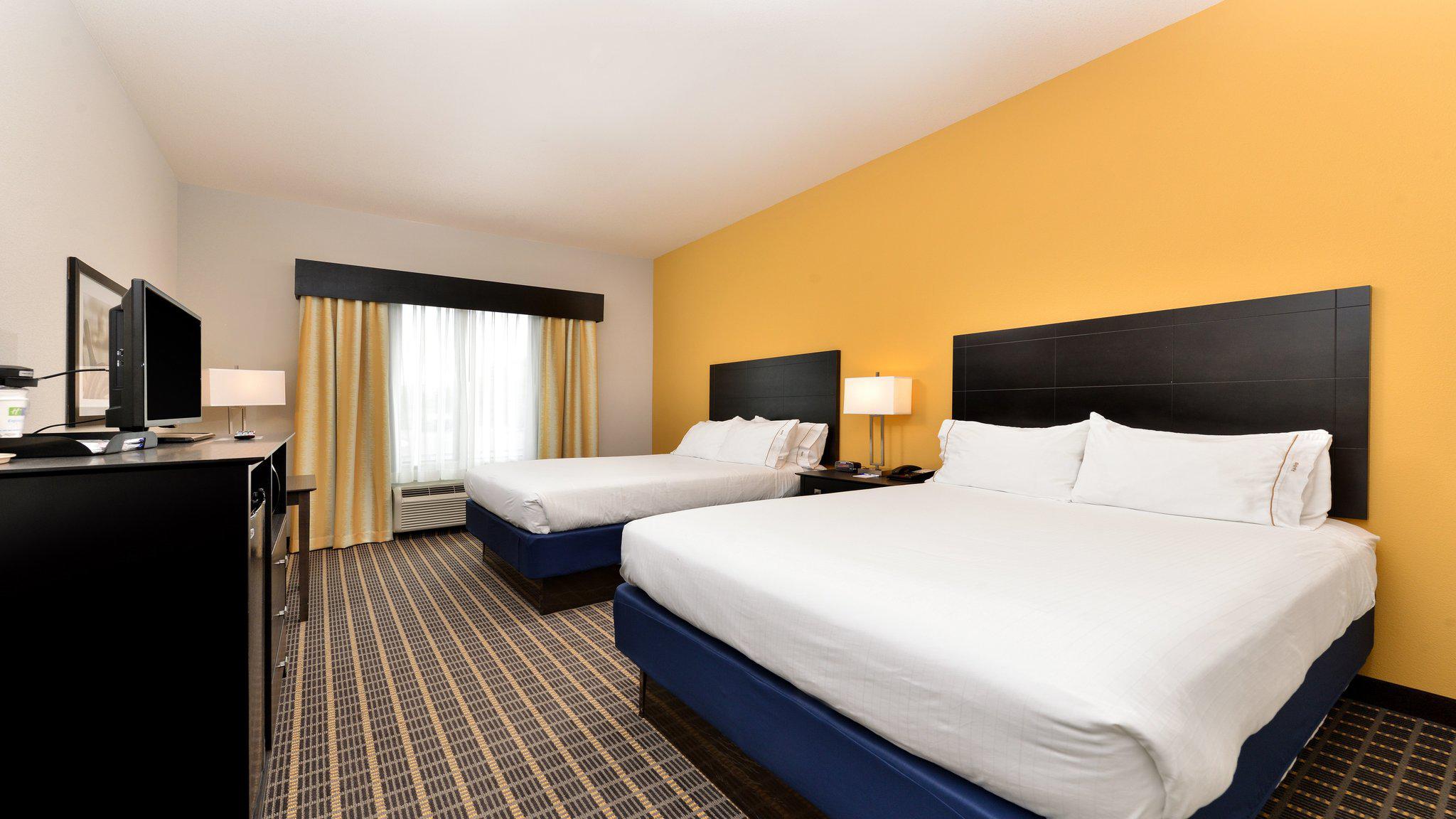 Holiday Inn Express & Suites Ft. Walton Beach - Hurlburt Area Photo