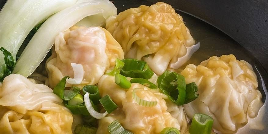 BC05a Wonton Egg Noodle in Soup